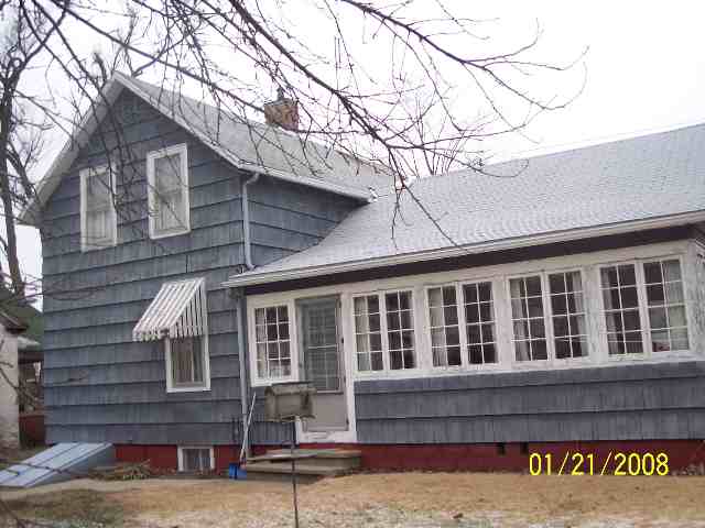 442 West Locust Street Canton, IL 61520 - Photo 3 of 7 Gallery Image 3