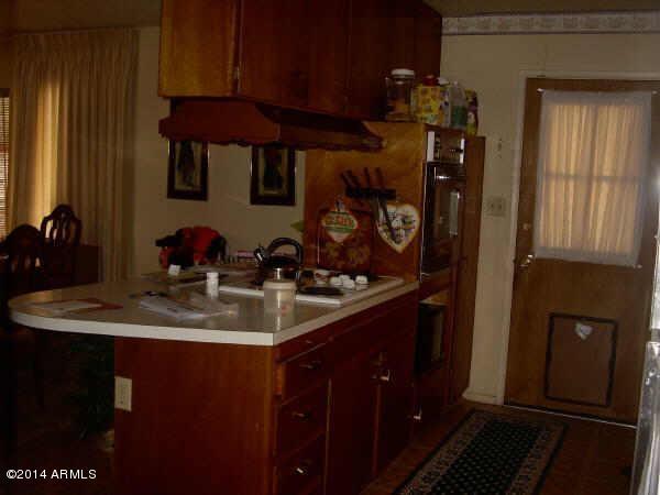 2645 West Wethersfield Road Phoenix, AZ 85029 - Photo 4 of 6 Kitchen