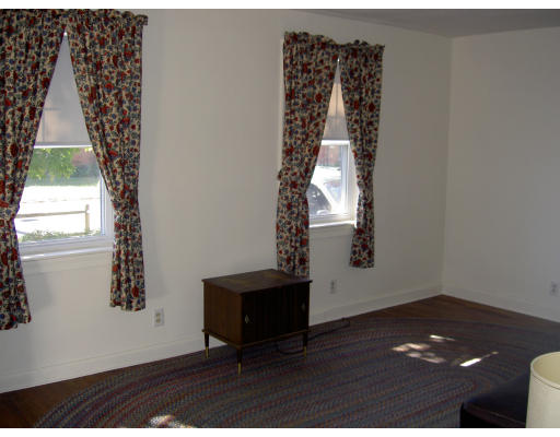 1 Oran Road Framingham, MA 01702 - Photo 3 of 6 Gallery Image 3