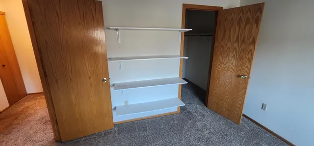 $1,900 | 5505 Orleans Lane North, Unit 6, Minneapolis, MN 55442