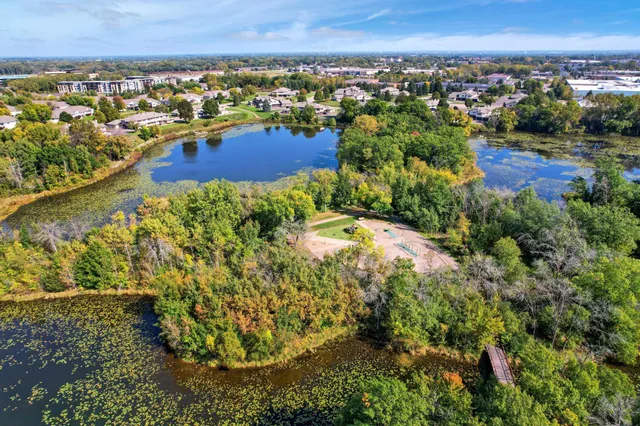 $1,900 | 5505 Orleans Lane North, Unit 6, Plymouth, MN 55442