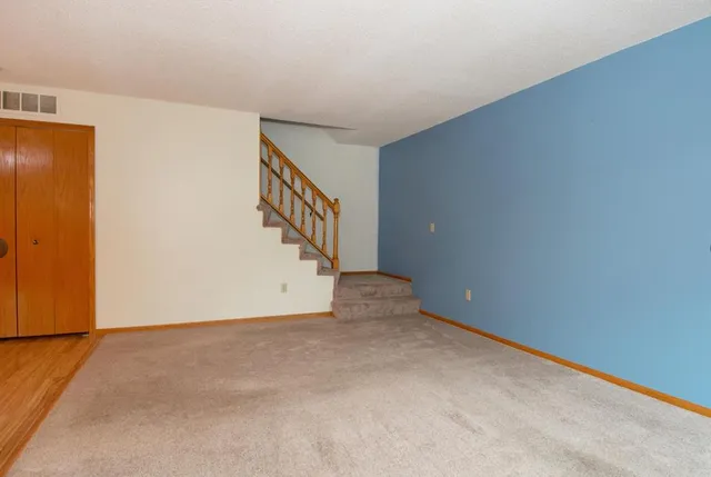 $1,900 | 5505 Orleans Lane North, Unit 6, Minneapolis, MN 55442