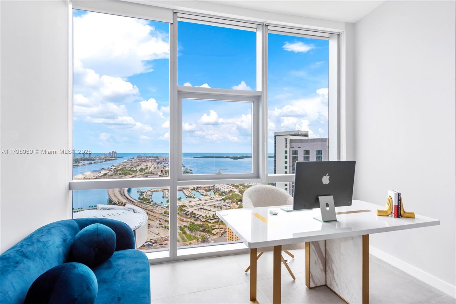 851 Northeast 1st Avenue, Unit 4011 Miami, FL 33132 - Photo 24 of 37 a view of a workspace with a window