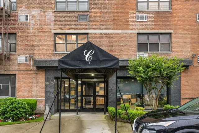 $228,888 | 88-25 155th Avenue, Unit 2M | Lindenwood