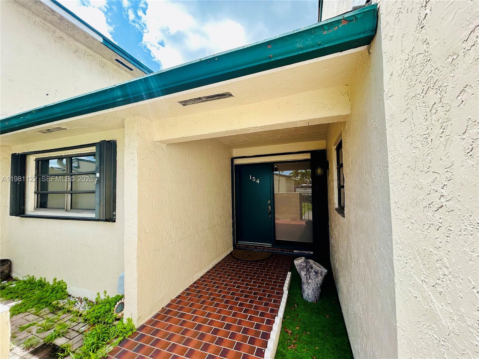 10818 Southwest 72nd Street, Unit 154 Miami, FL 33173 - Photo 15 of 28 a view of a balcony
