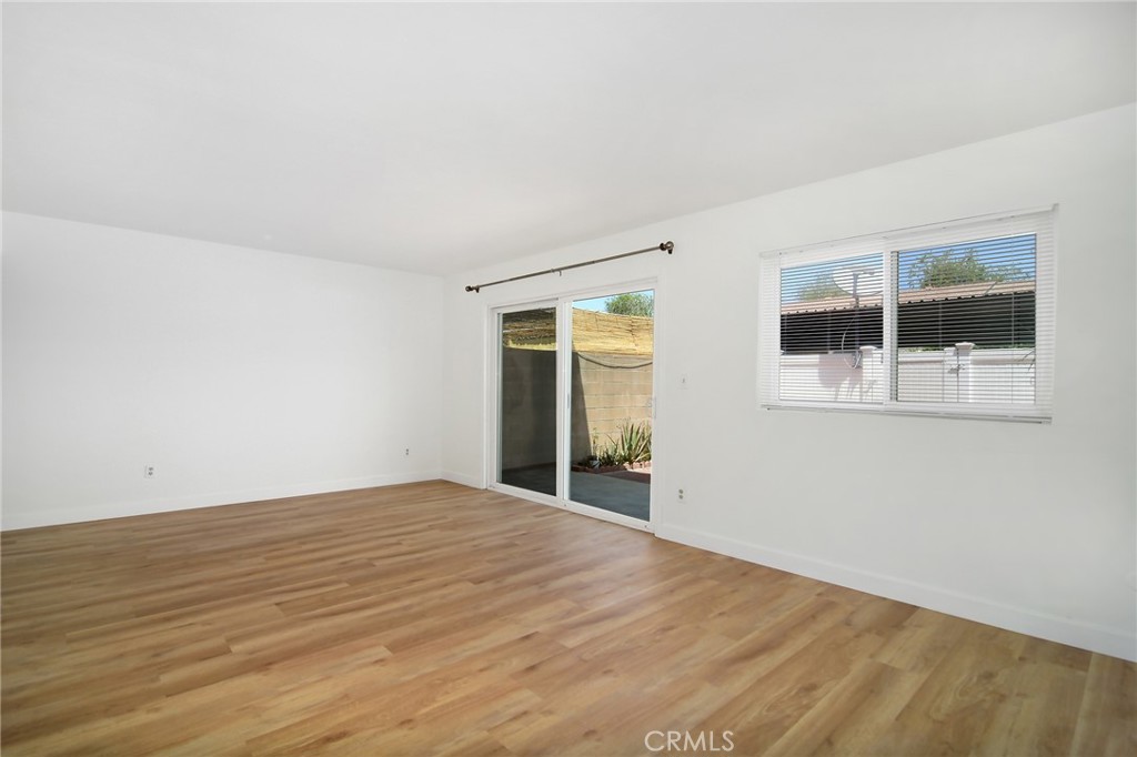 18931 Kittridge Street, Unit 73 Reseda, CA 91335 - Photo 6 of 20