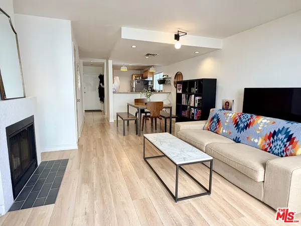 $649,000 | 350 Burchett Street, Unit 101, Glendale, CA 91203