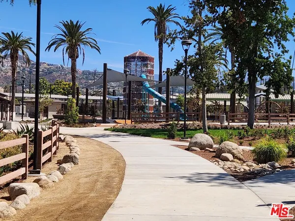 $625,000 | 350 Burchett Street, Unit 101, Glendale, CA 91203