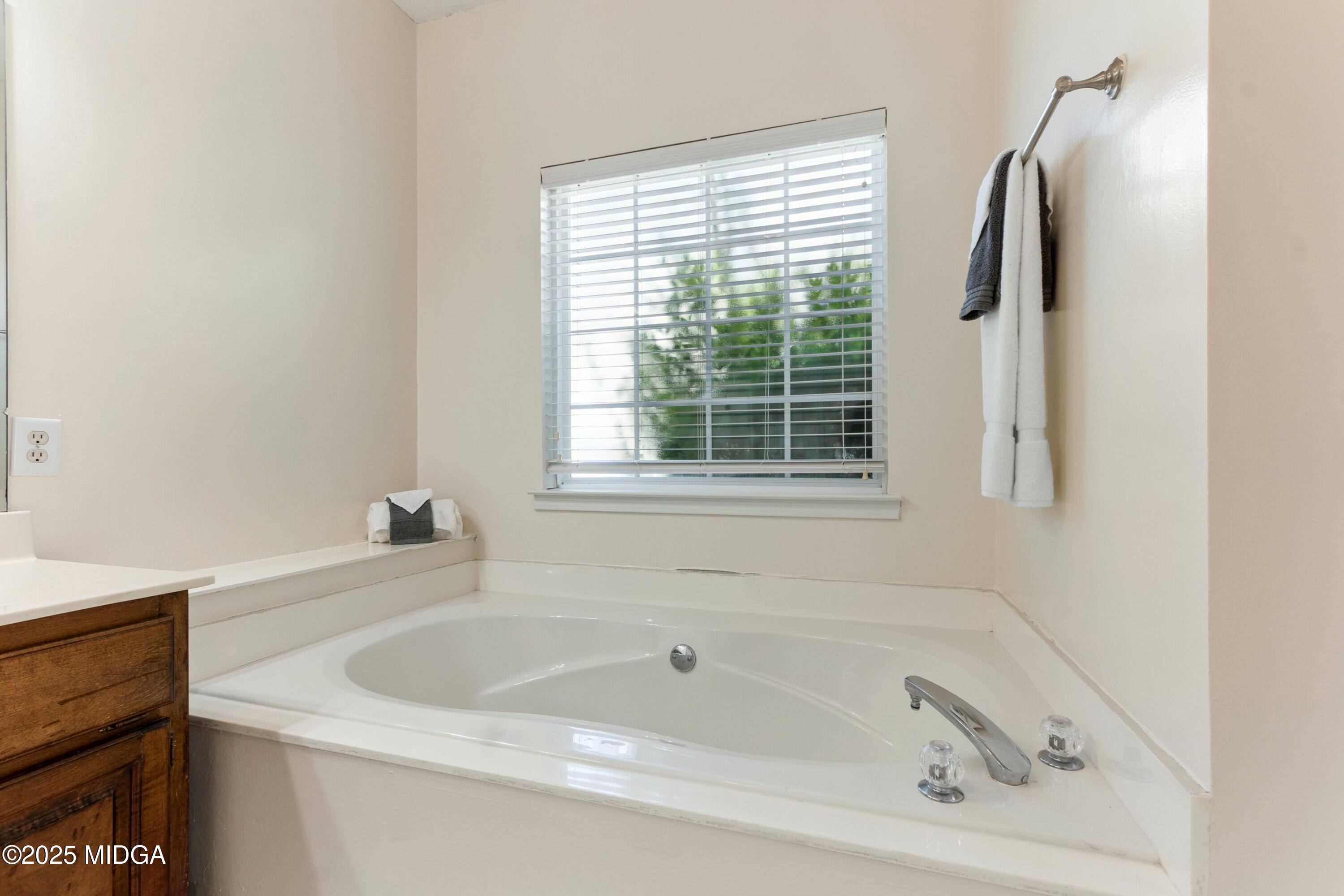 617 Lokchapee Ridge Macon, GA 31210 - Photo 6 of 52 tempImage2Zuurs