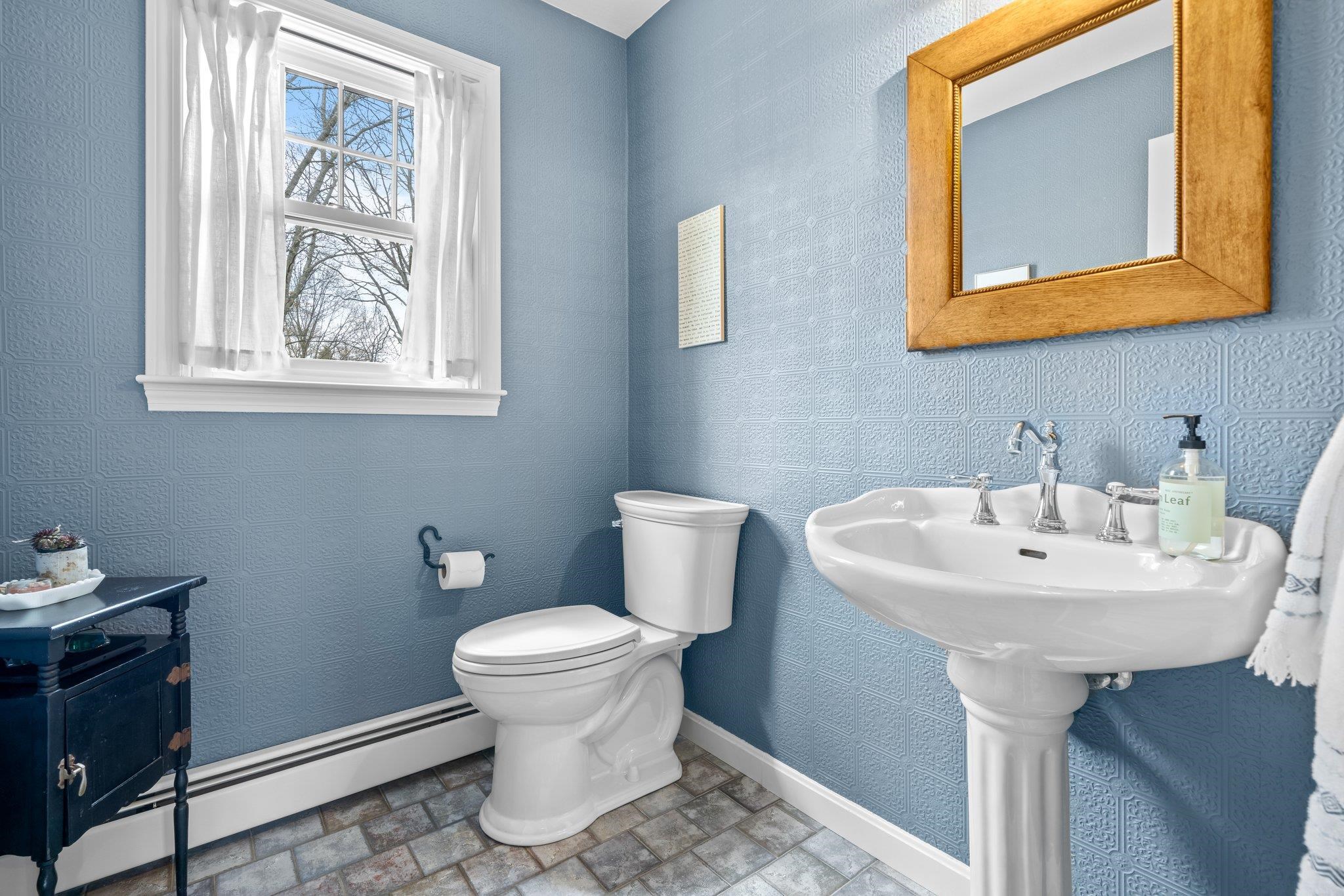 32 Alexander Drive Hampton, NH 03842 - Photo 6 of 40