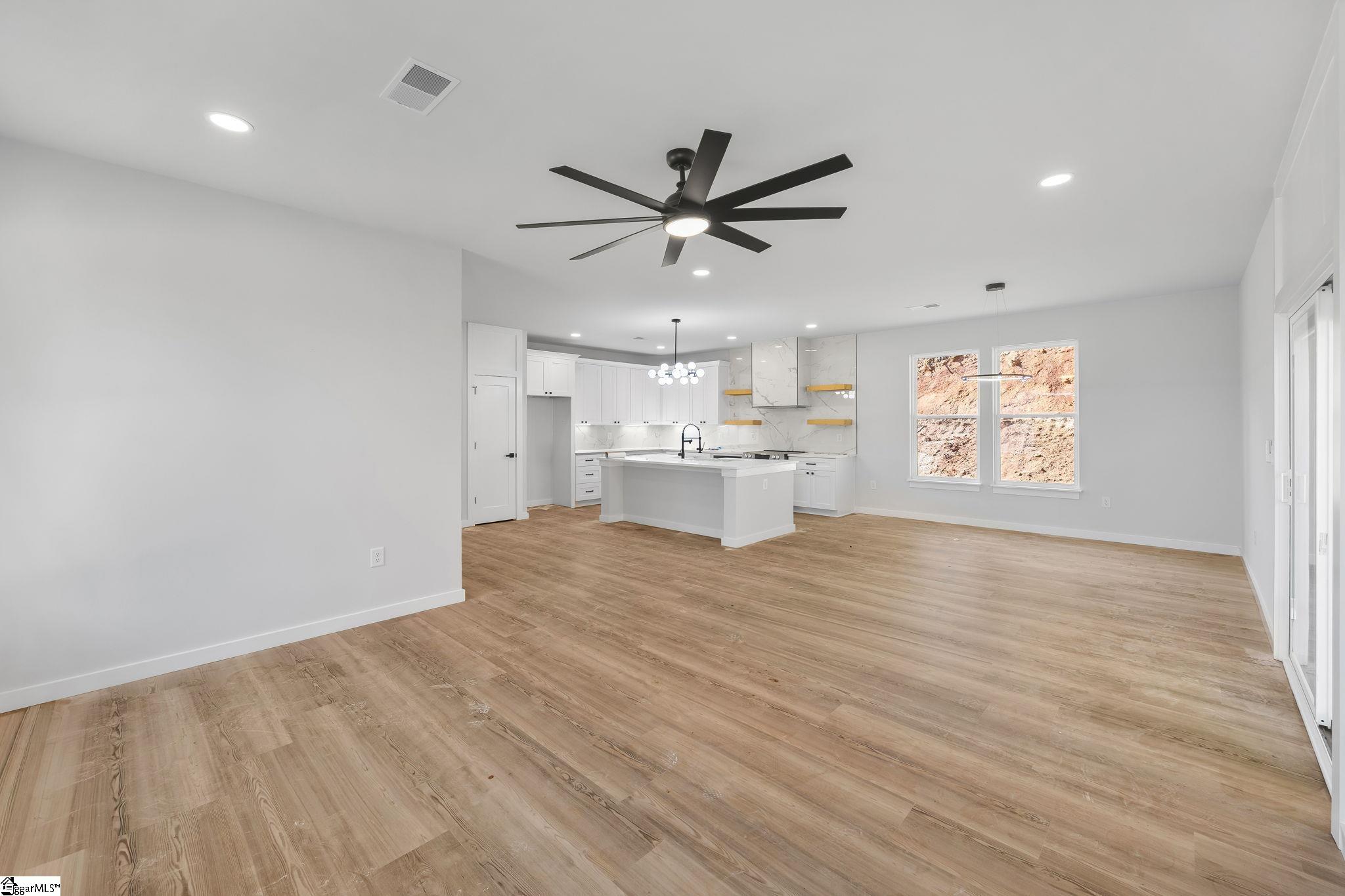 156 Boxwood Lane Easley, SC 29640 - Photo 12 of 45