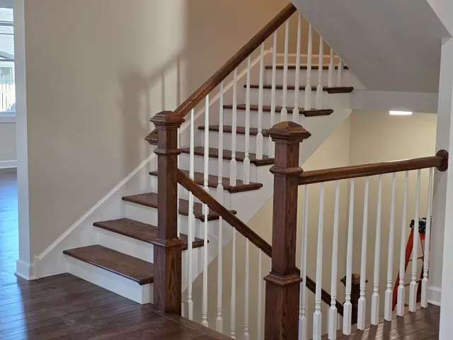 $950,000 | 926 East Crest Avenue, Addison, IL 60101