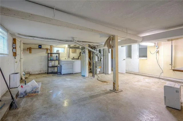 $251,000 | 5933 Knox Avenue, Merriam, KS 66203