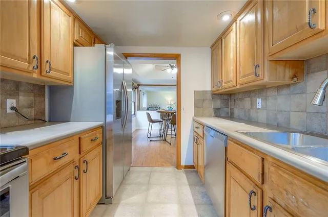 $251,000 | 5933 Knox Avenue, Merriam, KS 66203