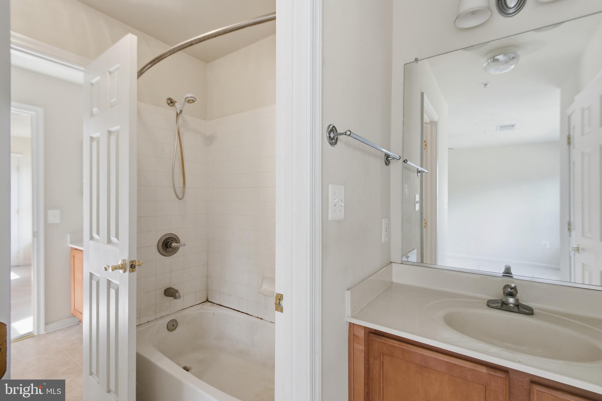 3400 Accokeek Road Waldorf, MD 20601 - Photo 34 of 65 Jack N Jill Bath 2nd View