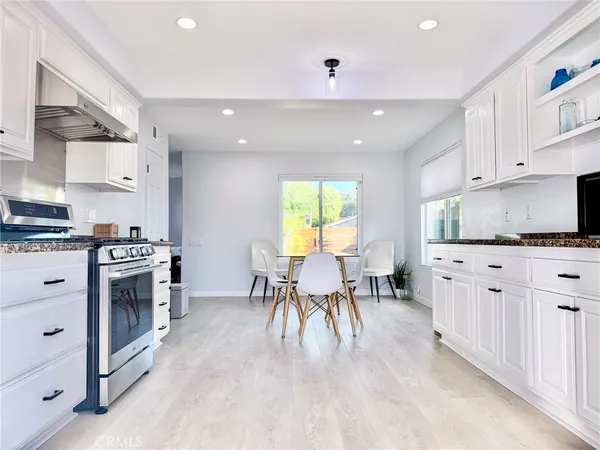 $1,350,000 | 21865 Jinetes, Mission Viejo, CA 92691
