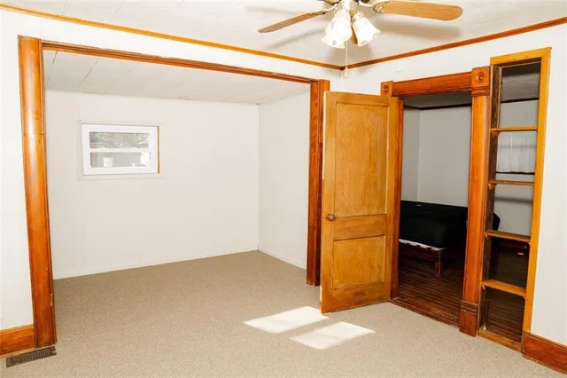 $44,900 | 2405 Grand Avenue, Parsons, KS 67357