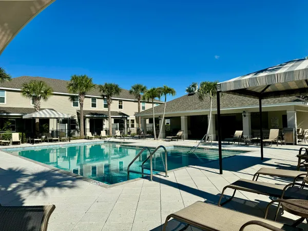 $3,000 | 1011 Orchard Arbour Court, Tampa, FL 33613