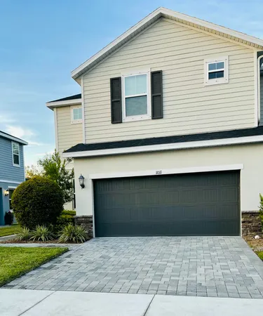 $3,000 | 1011 Orchard Arbour Court, Tampa, FL 33613