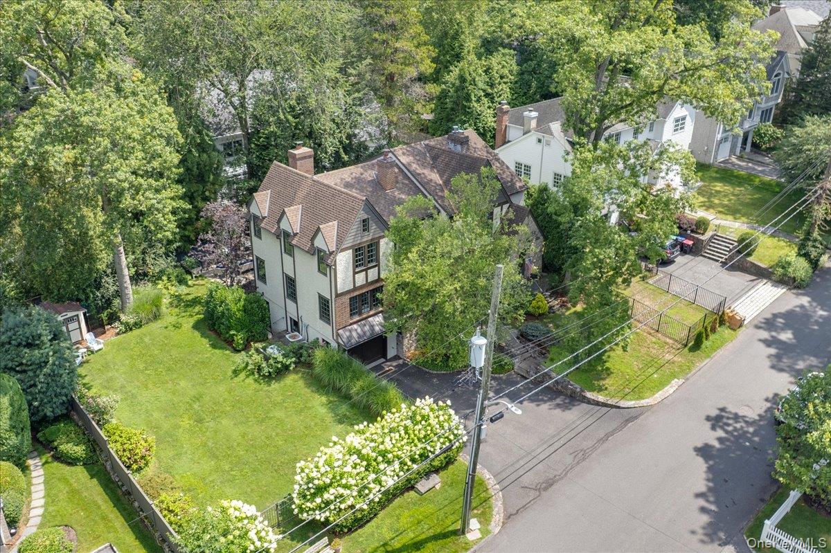 30 Lindbergh Avenue Rye, NY 10580 - Photo 32 of 36