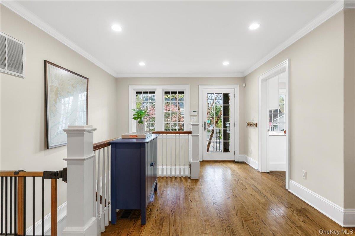 30 Lindbergh Avenue Rye, NY 10580 - Photo 9 of 36