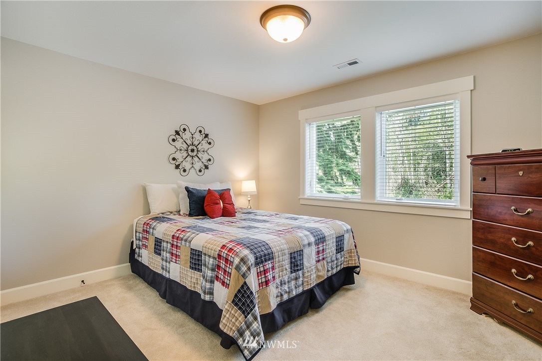 17219 Southeast 140th Street Renton, WA 98059 - Photo 22 of 25 Gallery Image 22