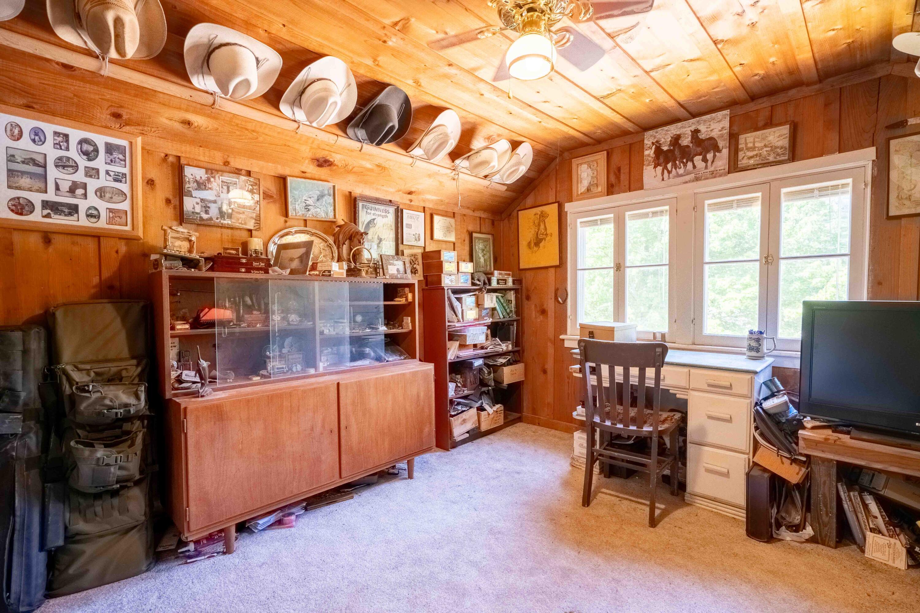 244 Griffin Road Grants Pass, OR 97527 - Photo 62 of 96 DSC07208-HDR