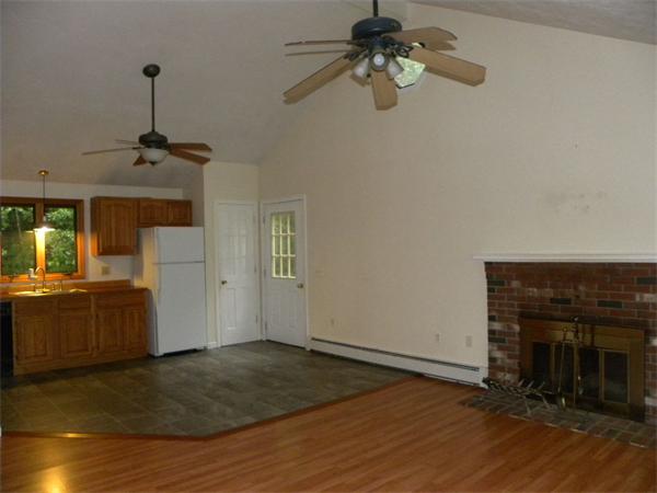 26 Daniels Road Charlton, MA 01507 - Photo 8 of 19 Gallery Image 8