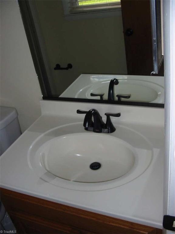 4507 Boxford Road Greensboro, NC 27406 - Photo 14 of 17 Gallery Image 14