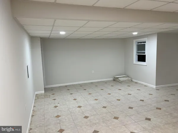 $3,800 | 15 B Delar Parkway, Unit 15B, Franklin Park, NJ 08823