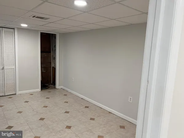 $3,800 | 15 B Delar Parkway, Unit 15B, Franklin Park, NJ 08823