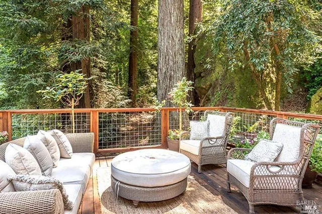 $750,000 | 81 1st St Camp, Camp Meeker, CA 95419