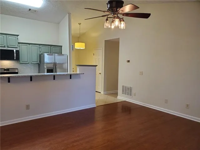 $2,200 | 3113 Waterford Court, Woodstock, GA 30188