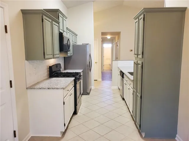 $2,200 | 3113 Waterford Court, Woodstock, GA 30188