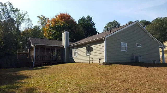 a front view of house with garage