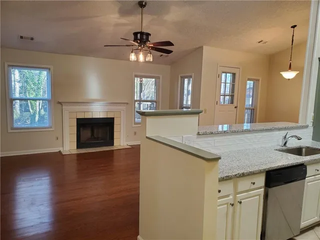 $2,200 | 3113 Waterford Court, Woodstock, GA 30188