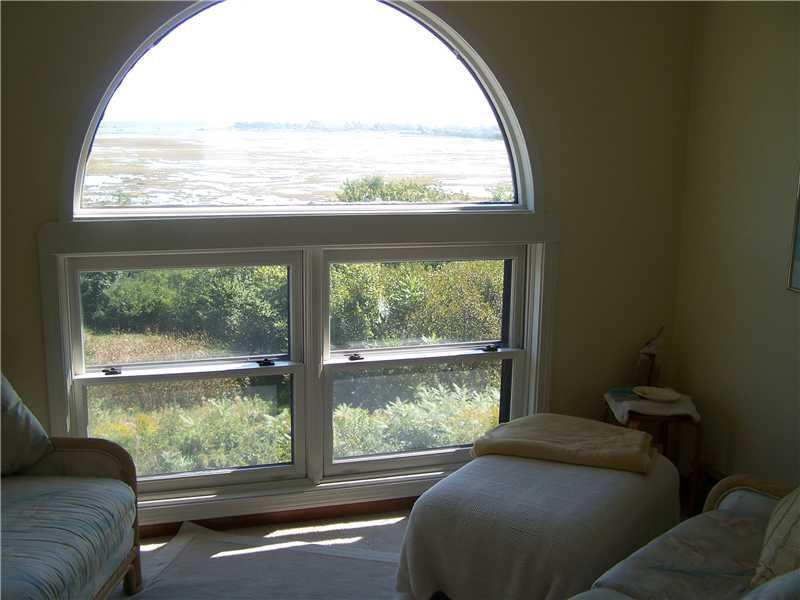 35 Webhannet Harbour Road, Unit 7 Wells, ME 04090 - Photo 13 of 19 Den/Family/Great Room.