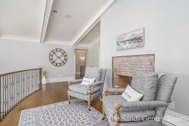 $4,995,900 | 18635 North Fruitport Road, Spring Lake, MI 49456