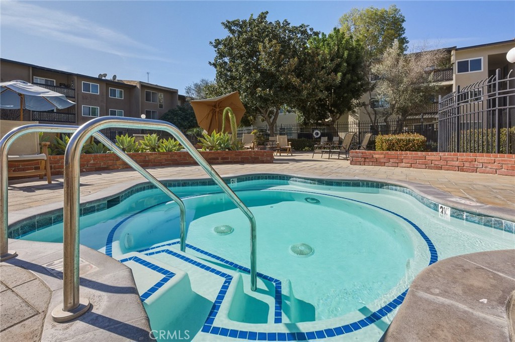 12200 Montecito Road, Unit D101 Seal Beach, CA 90740 - Photo 23 of 26