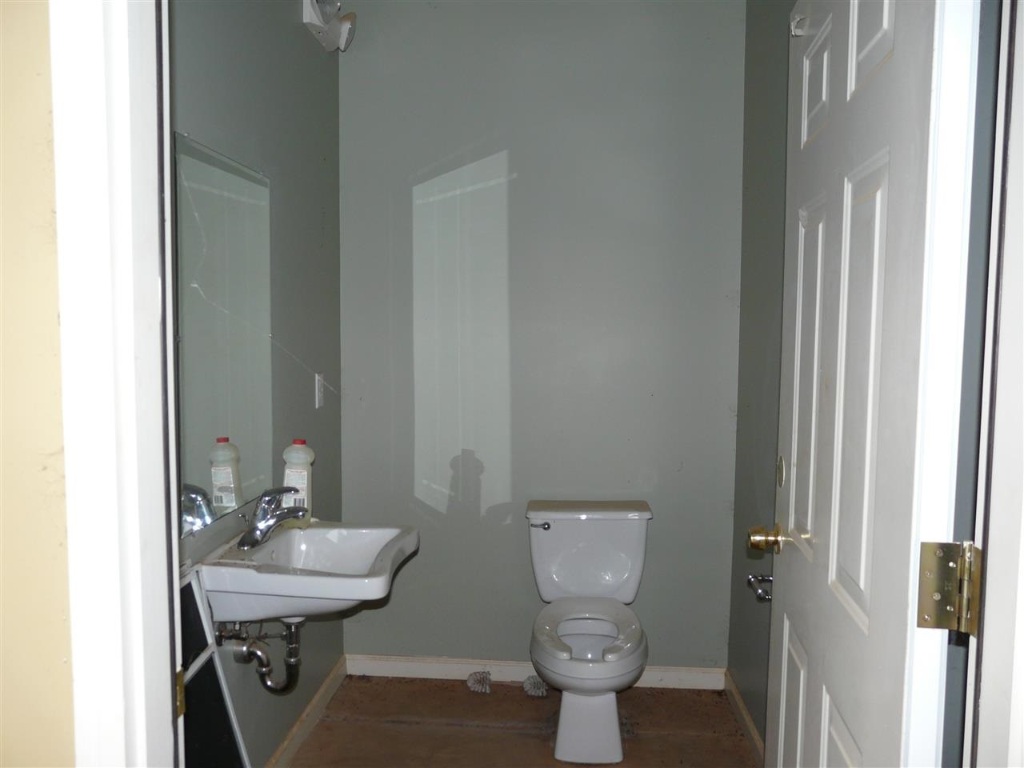 540 Pruitt Road Seneca, SC 29678 - Photo 4 of 8 Gallery Image 4