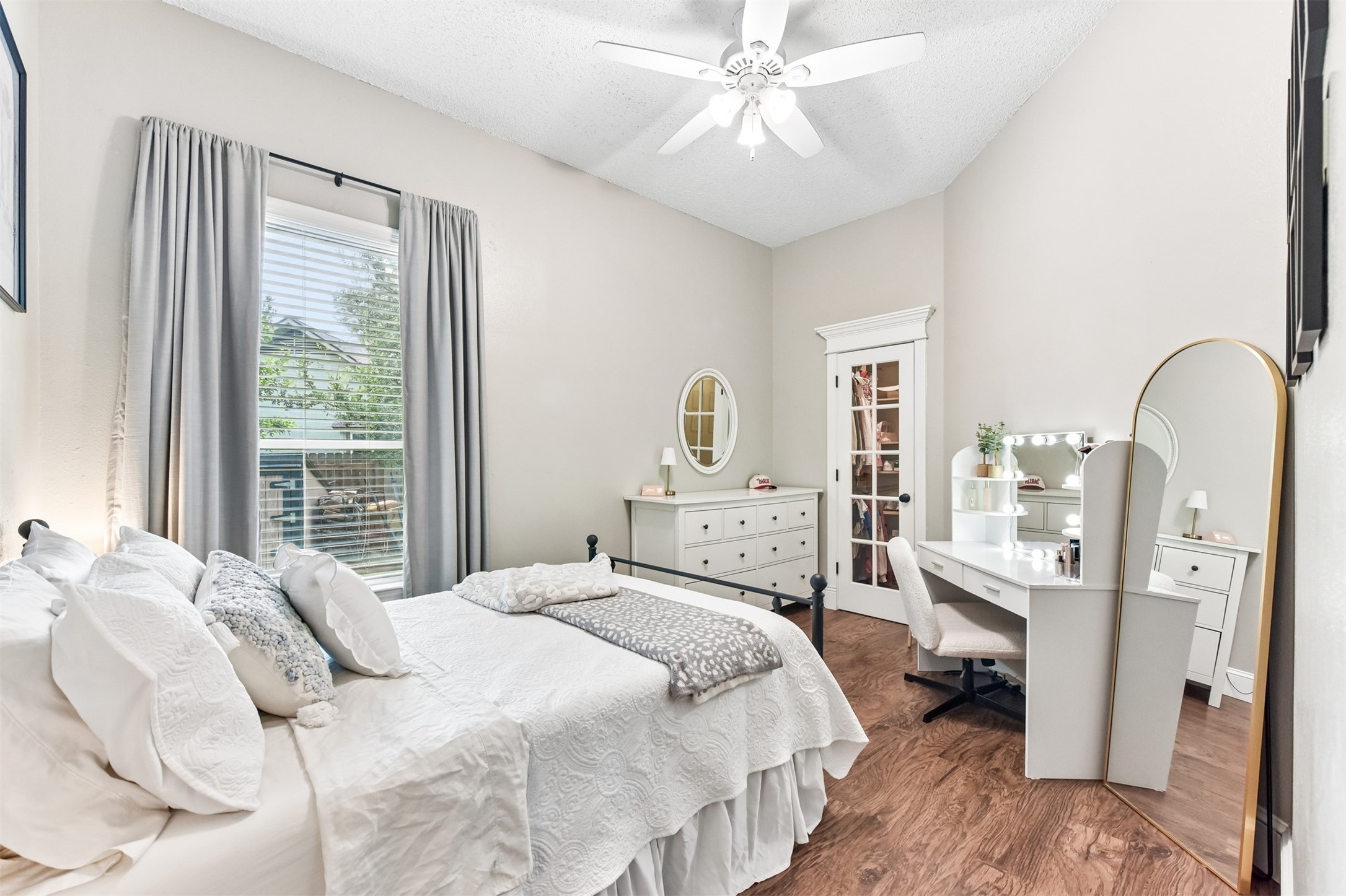 12500 Turkey Ridge Court Austin, TX 78729 - Photo 19 of 40 Gallery Image 19
