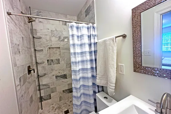 $3,700 | 3815 Montclair Drive, Memphis, TN 38111
