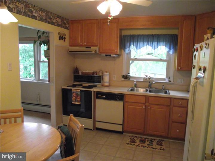 950 Temple Road Pottstown, PA 19465 - Photo 7 of 15