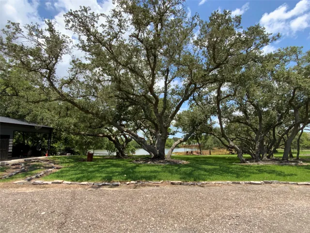 $265,000 | 1236 Riverside Drive, Palacios, TX 77465