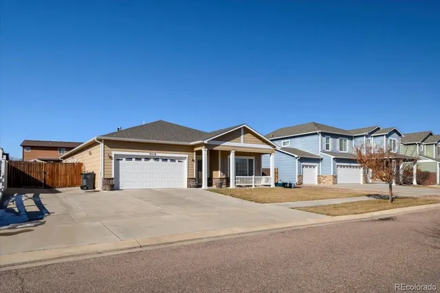 a house view with a outdoor space