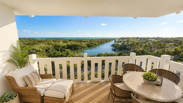 $10,000 | 1121 Crandon Boulevard, Unit E708, Key Biscayne, FL 33149
