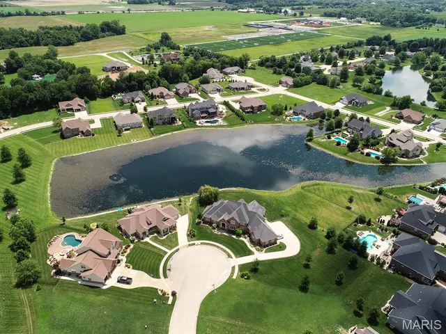 $65,990 | 3717 North Arbor Lake Drive, Edwardsville, IL 62025