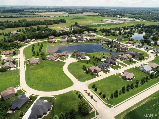 $65,990 | 3717 North Arbor Lake Drive, Edwardsville, IL 62025