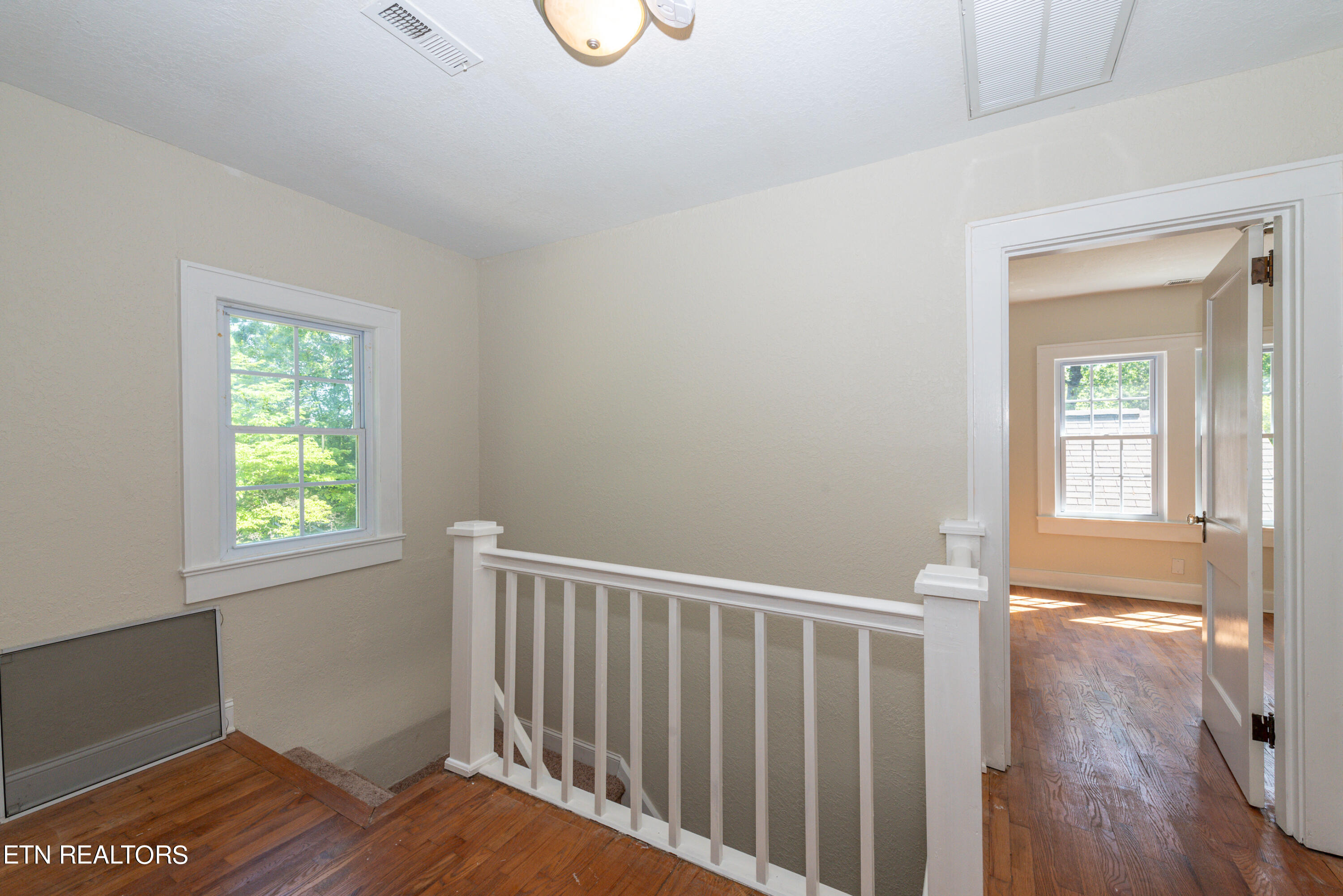 679 East Hunt Road Alcoa, TN 37701 - Photo 32 of 33 DSC_2847
