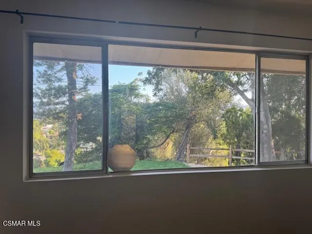 a view of window in the room